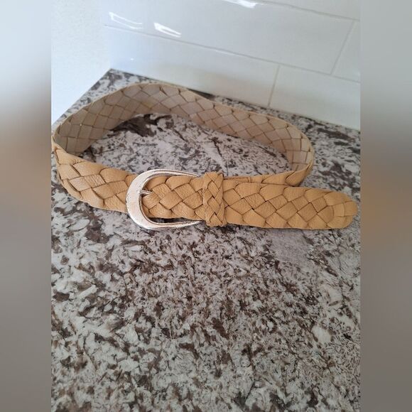 Michael Kors cream leather belt - Picture 1 of 6